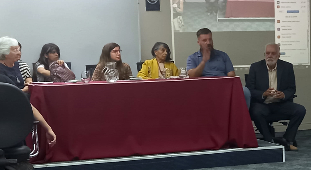 Conversatorio en torno a la eduación en contextos de privación de la libertad